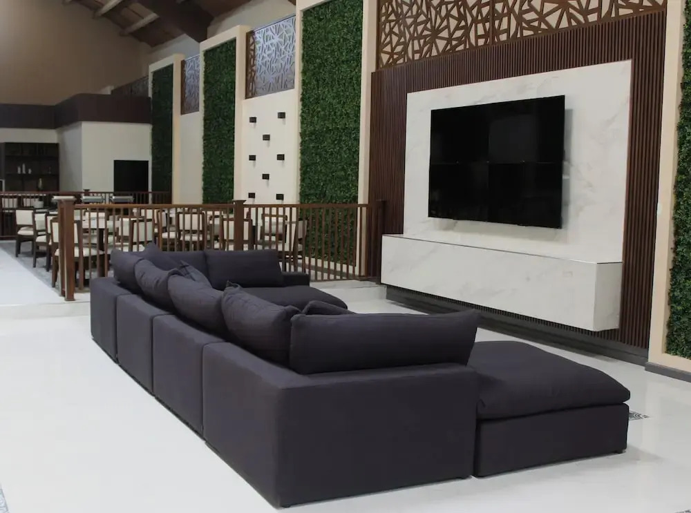 Hangar Inn Tijuana