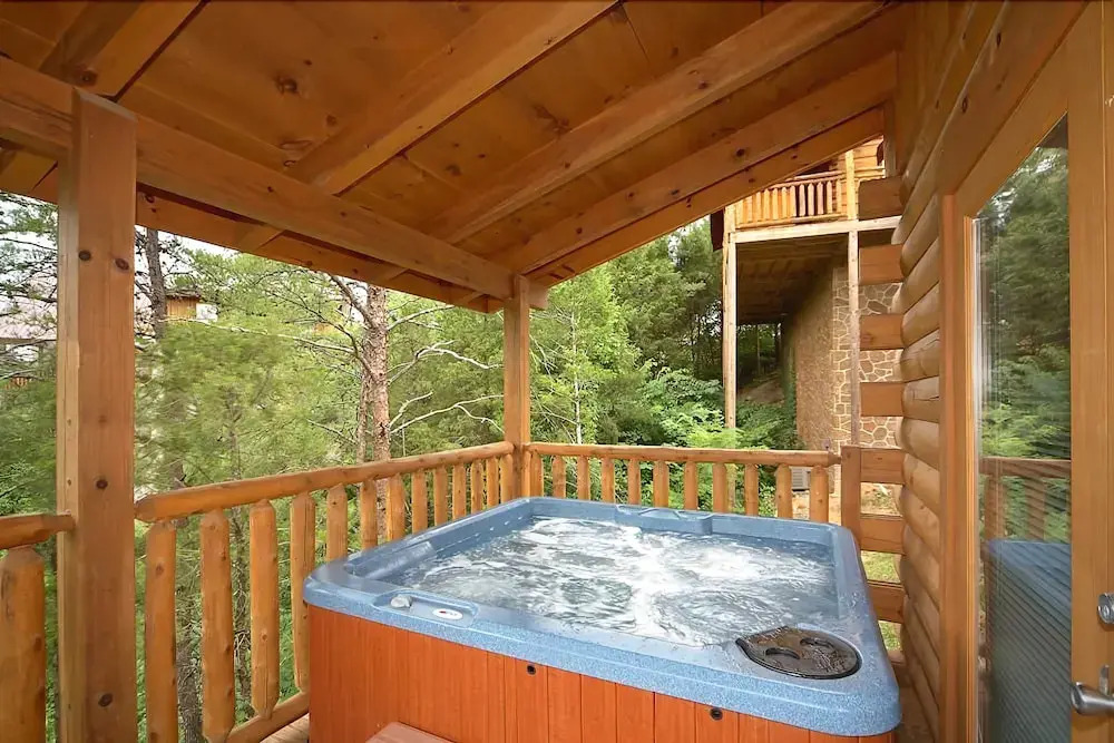 Dream Catcher II 1 Bedroom Home with Hot Tub