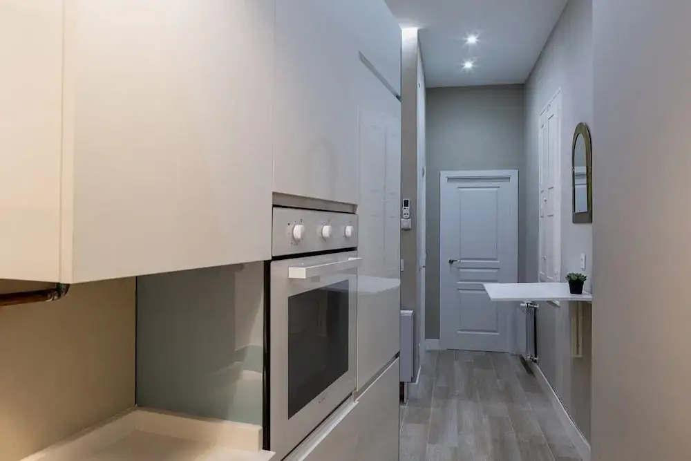 Cosy 2 Bed Apt in Chamberí 2 Min to Tube