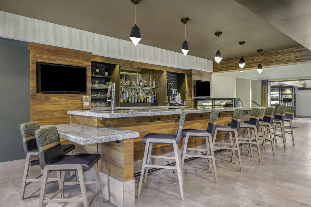DoubleTree by Hilton Bend