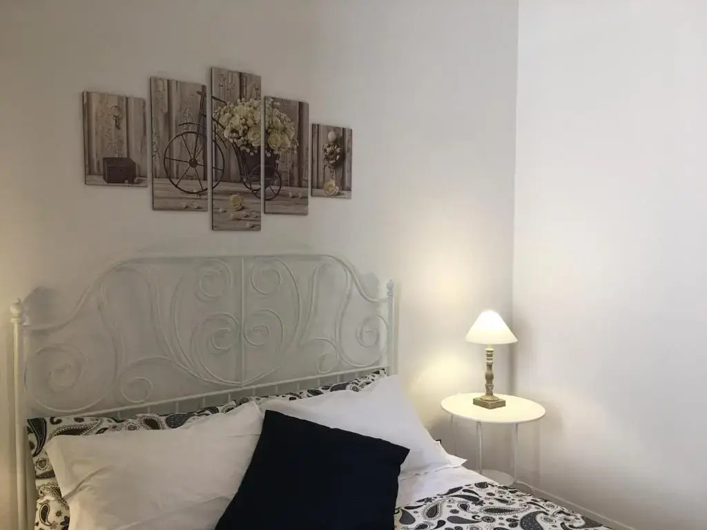 MiRhome Guest House