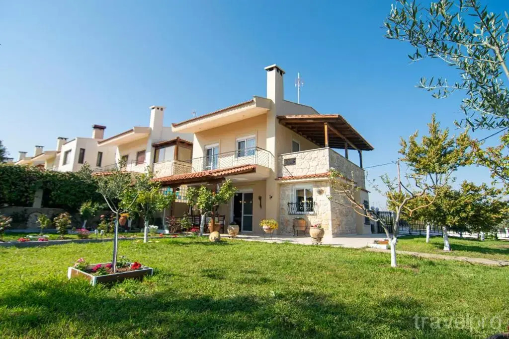 Phaethon Maisonette by Travelpro Services - N
