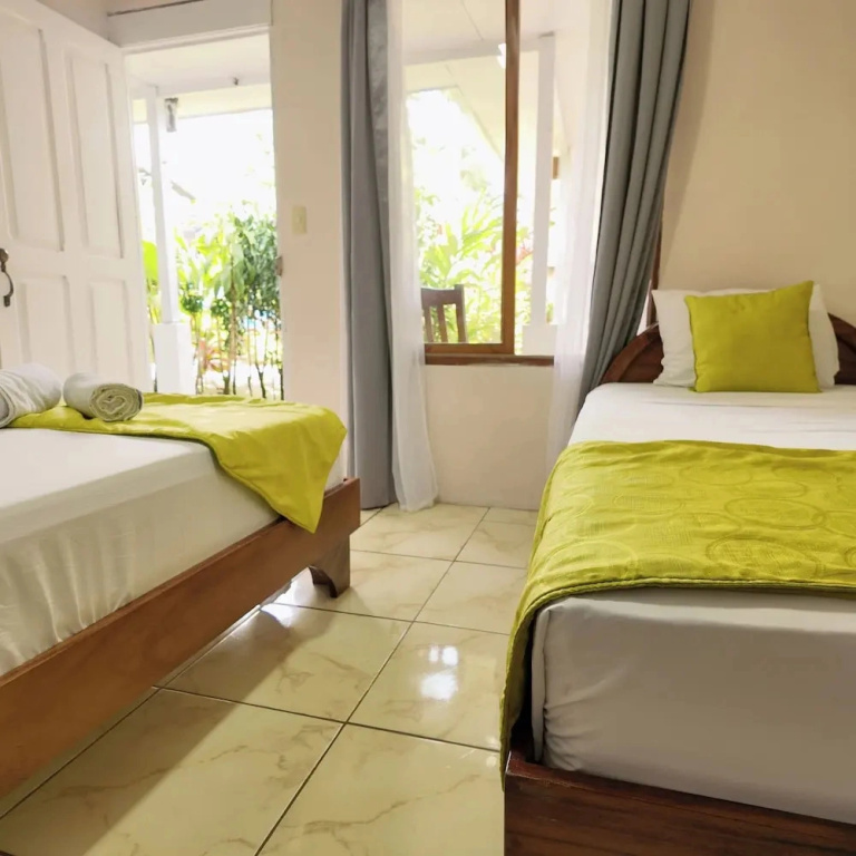 Arenal Poshpacker Boutique Urban Tropical Hotel