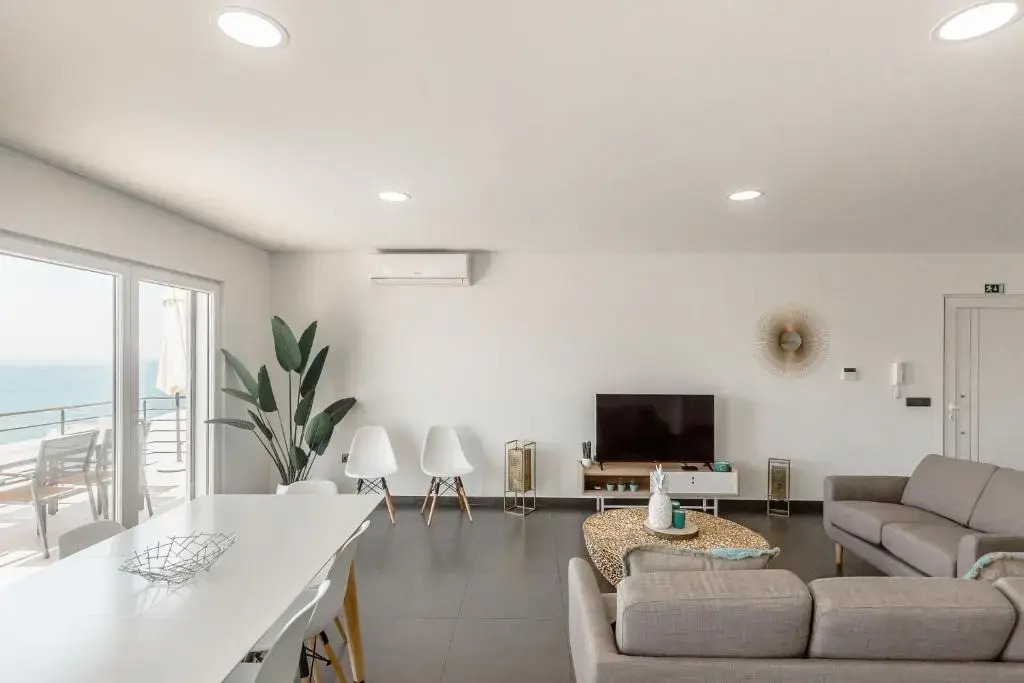 Silver Villa with ocean view