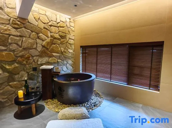 Yichun Wentang Yuhou Hot Spring Homestay