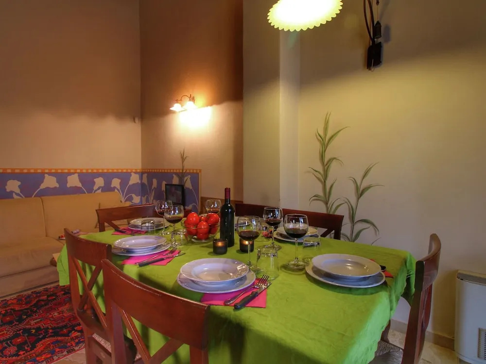 Gorgeous Mansion in Rapolano Terme With Swimming Pool