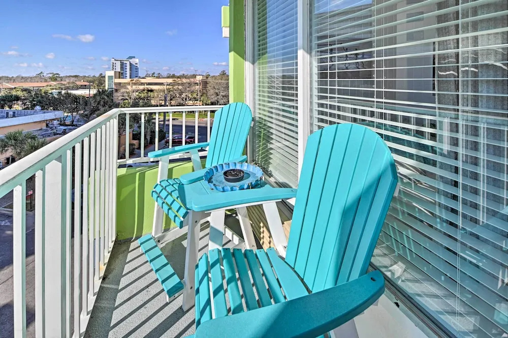 Pool Access: Oceanfront Myrtle Beach Condo!