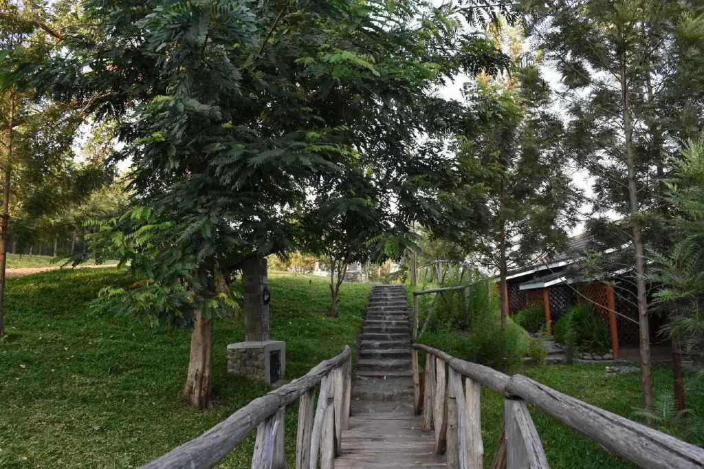 Kyangabi Crater Resort