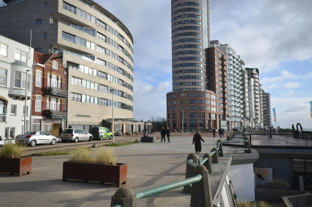Fraai appartement direct aan zee op toplocatie.
