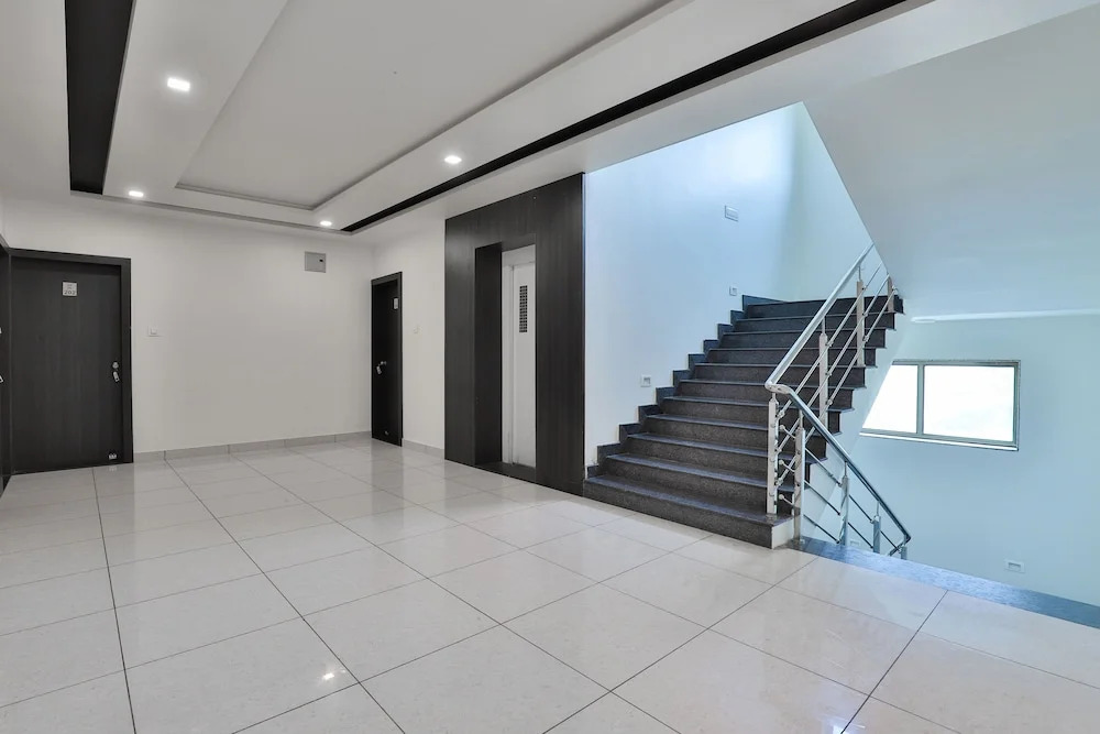 OYO 15914 Hotel Kruti