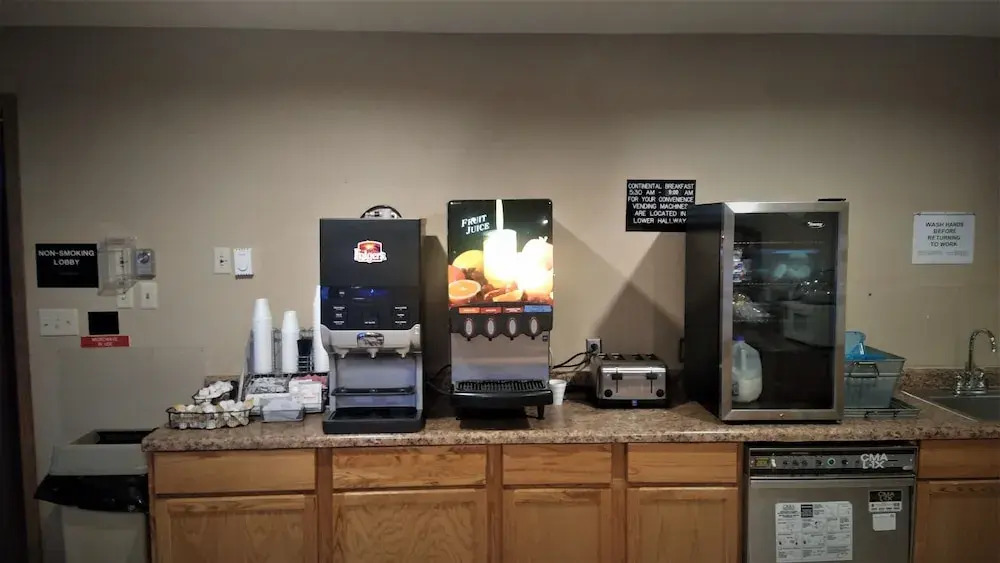 Super 8 Wautoma