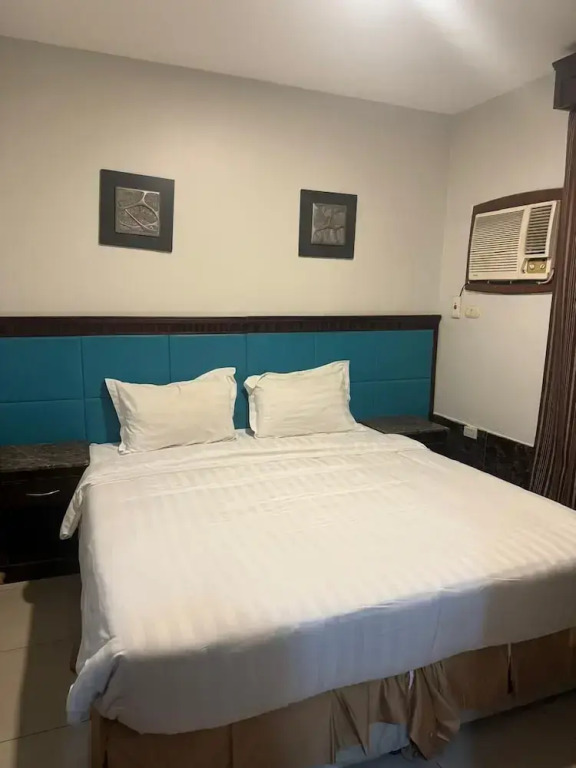 Al Thanaa Al Raqi Serviced Apartments