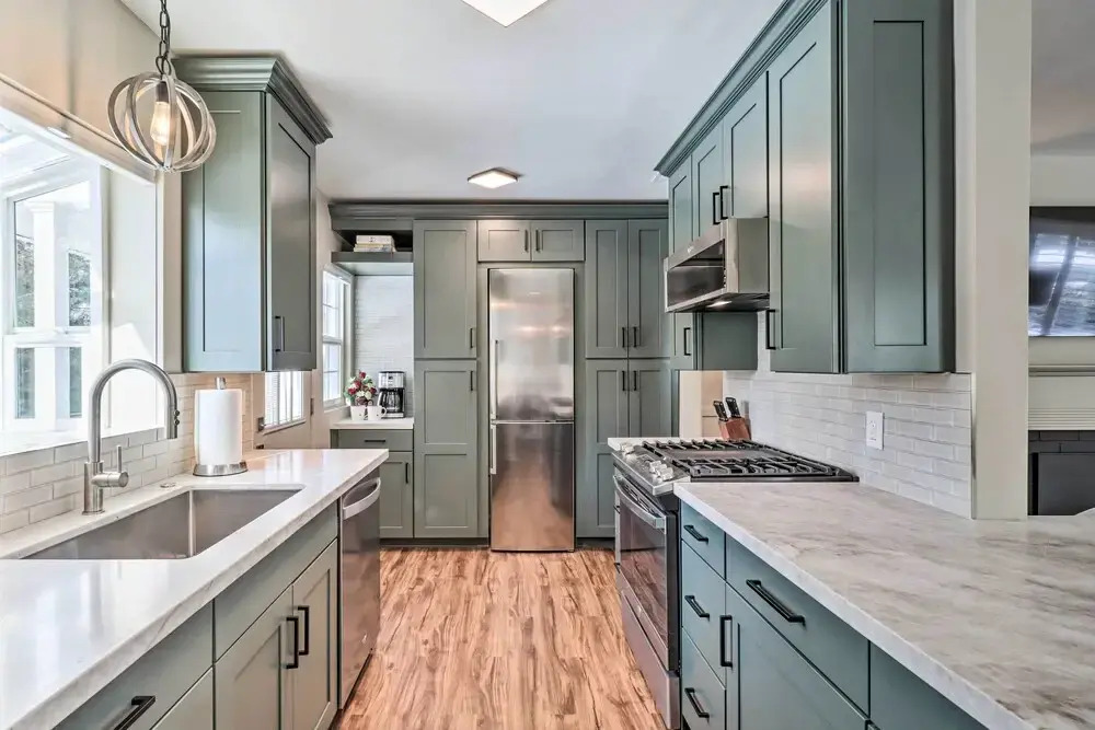 Modern Reno Abode Near Parks & Midtown!