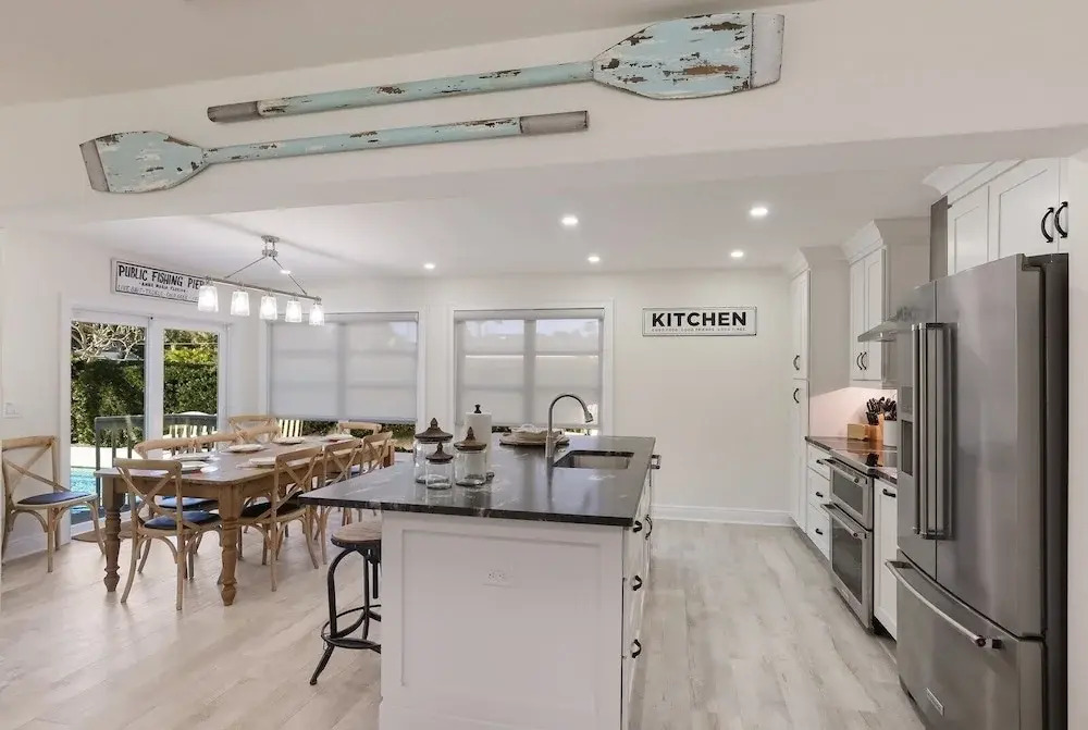 Surf Riders 4 Bedroom Home