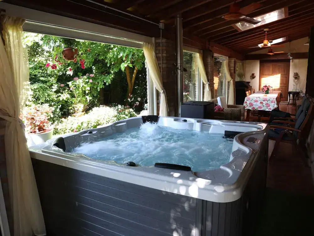 Villa in Castelbelforte near Lago di Garda