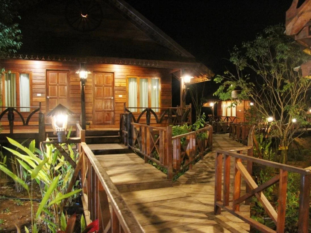 Burilamplai Resort บุรีลำปลาย รีสอร์ท