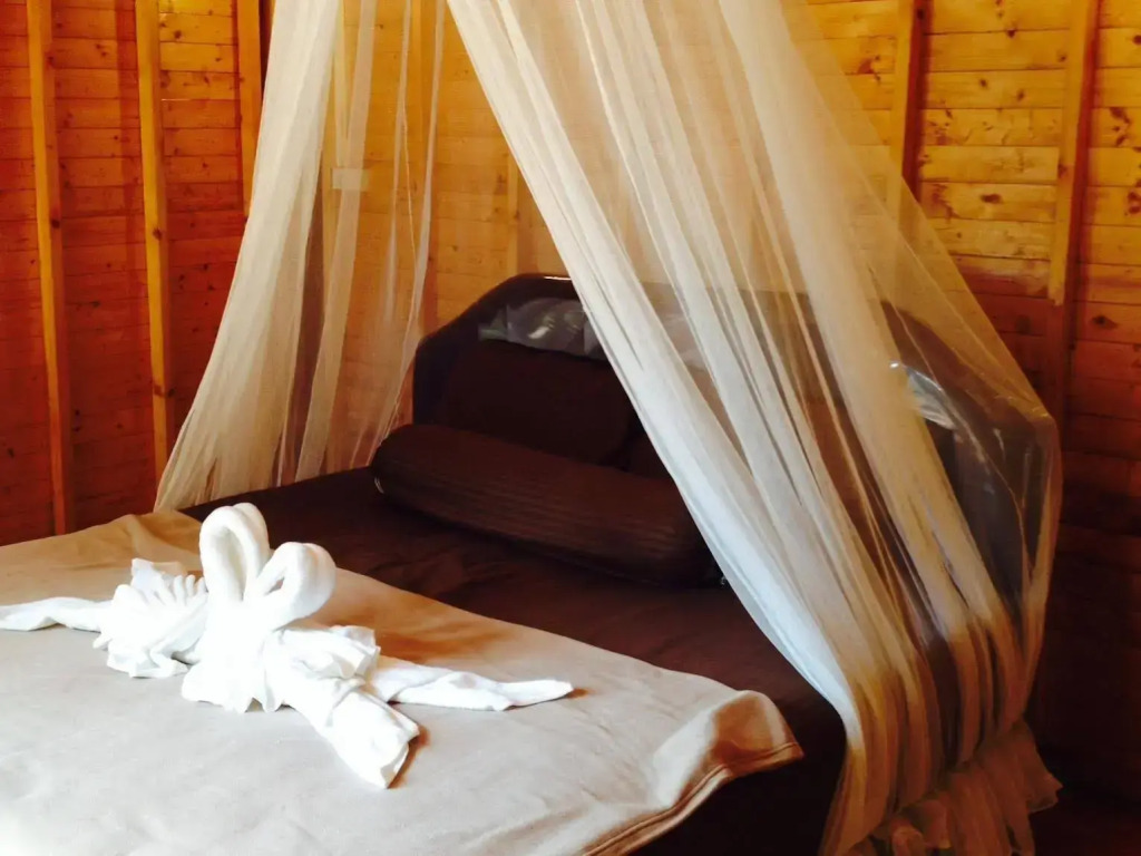 Longbay Lipe Bungalow