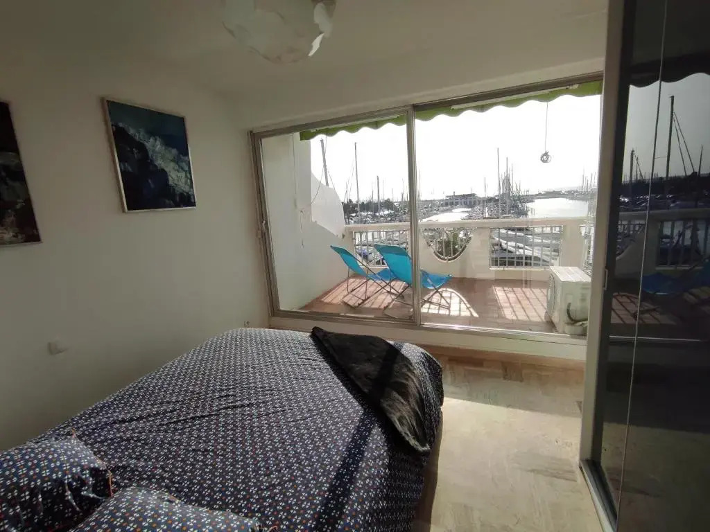 Classé 3 étoiles - Magnifique vue sur le port