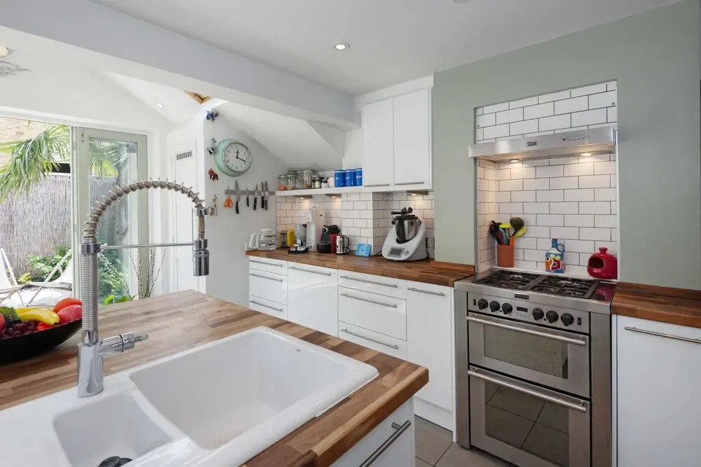 The Brackenbury Village Gem