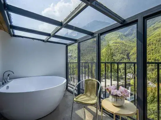 Anji Yinshang Landscape Homestay