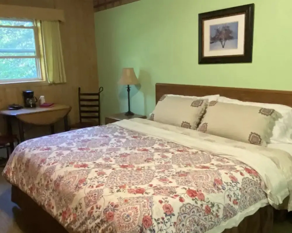 Royal Motel