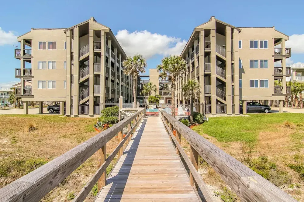 Fernandina Beach Condo w/ Pool & Beach Access!