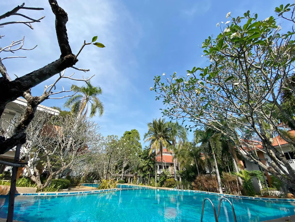 Thara Cholapruek Resort