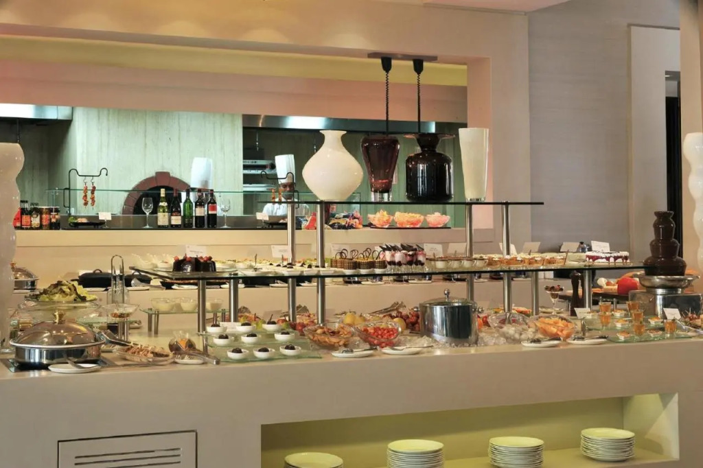 Lemon Tree Premier 2, Sector 29 Gurugram