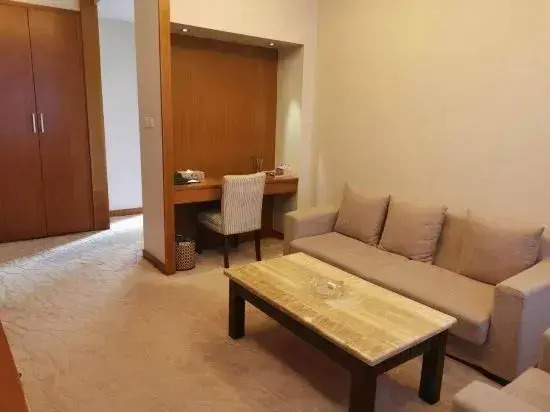 Xinlongmen Fenglv Hot Spring Hotel