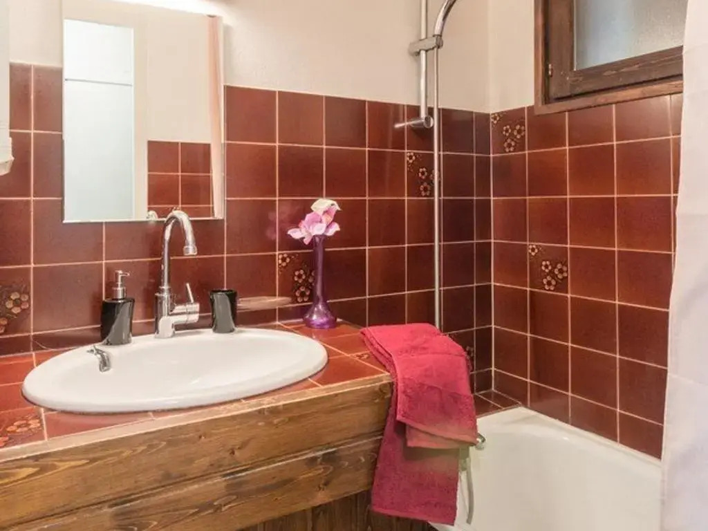 Appartement Le Monêtier-les-Bains, 1 pièce, 4 personnes - FR-1-330F-78