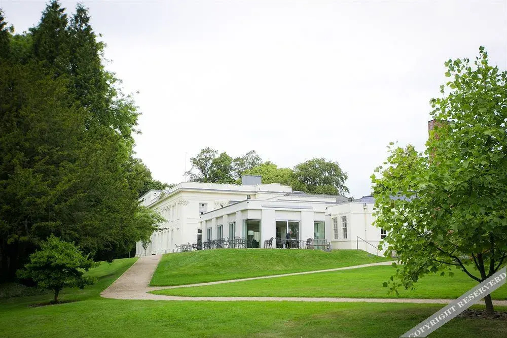Woodbrooke Quaker Study Centre