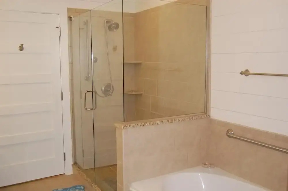 Happy Days - 5 Br Home