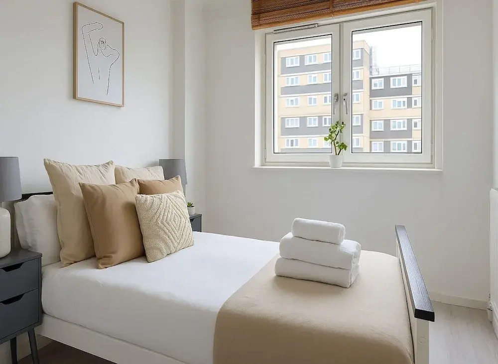 Elegant 2 Bedroom Apartment in Battersea