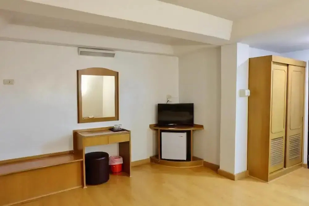 U-Thong Hotel