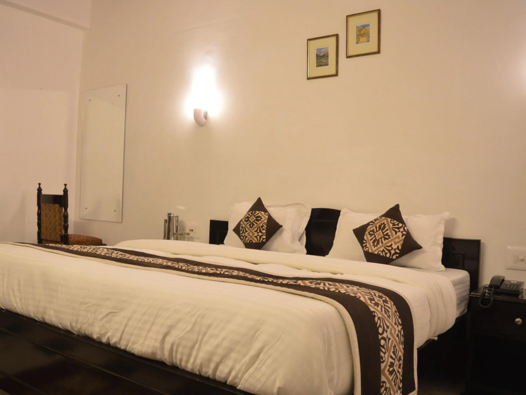 Hotel Priya