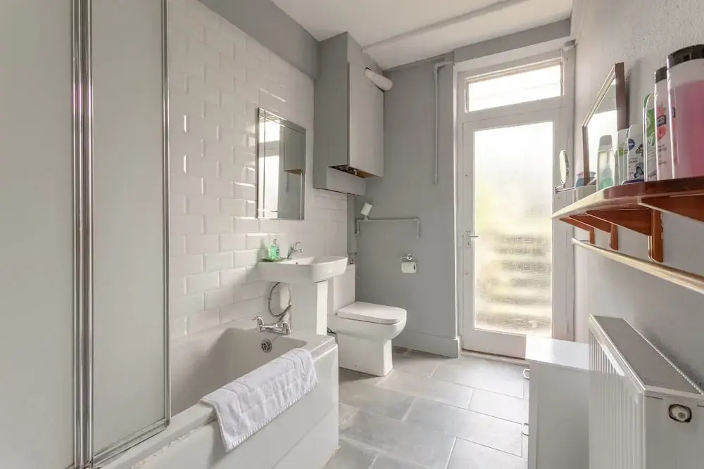 2 Bedroom Flat in North West London with Wifi