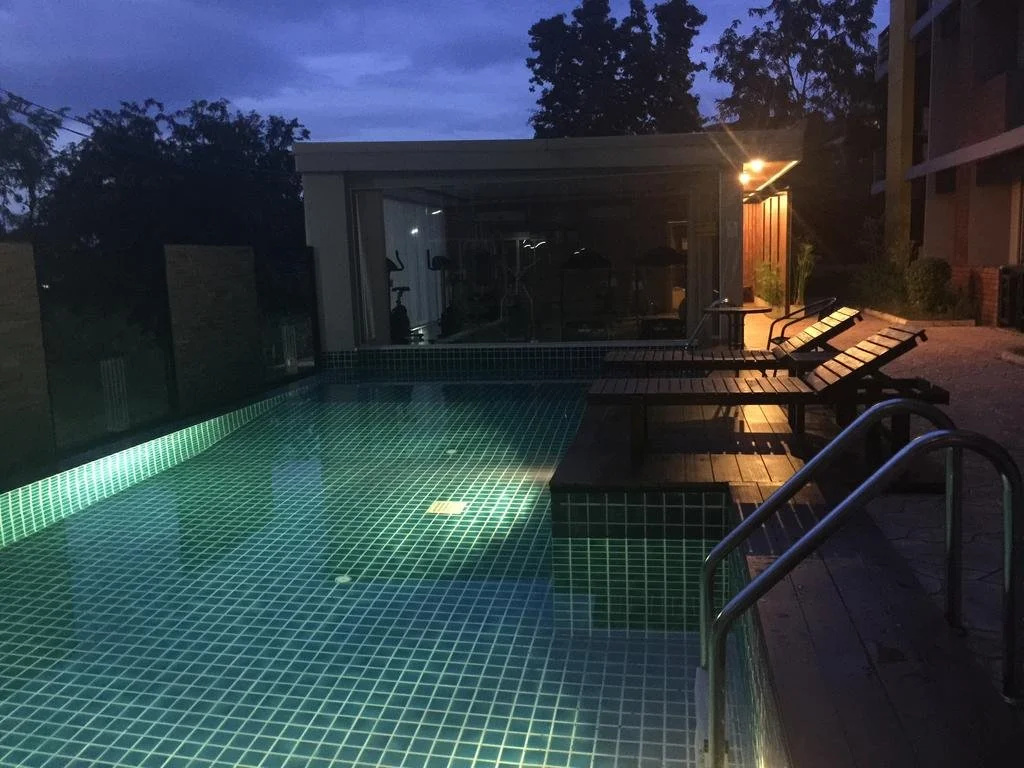 Chic View