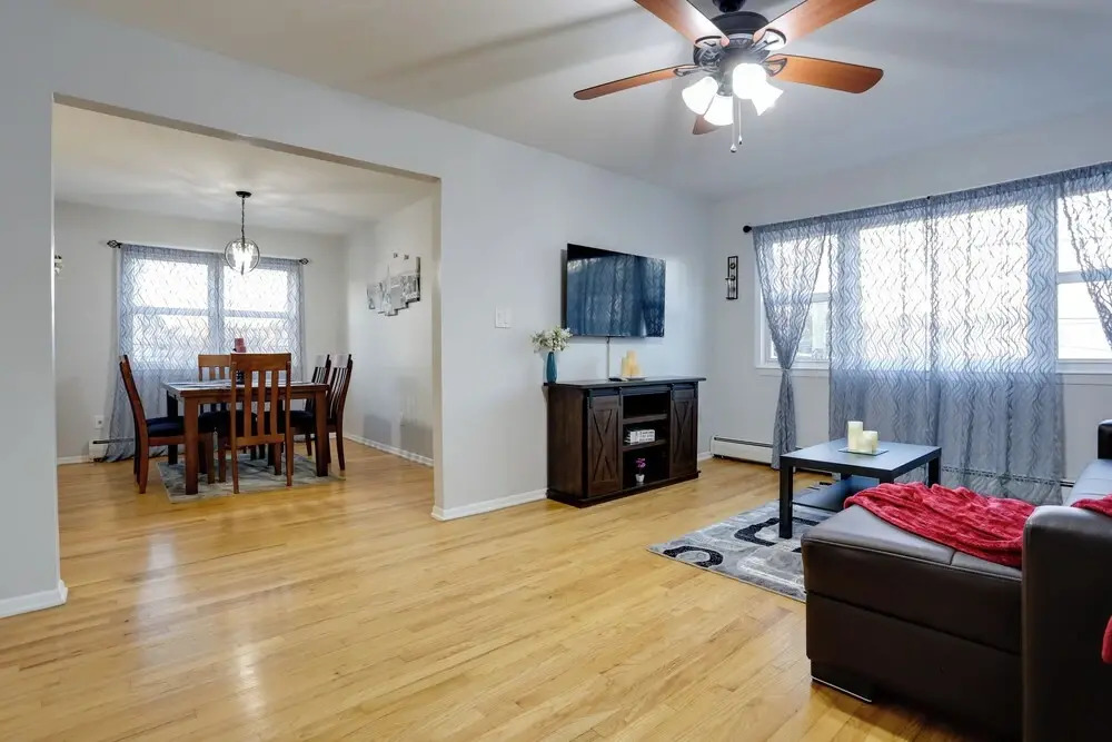 Ideally Located Jersey City Home, 8 Mi to NYC