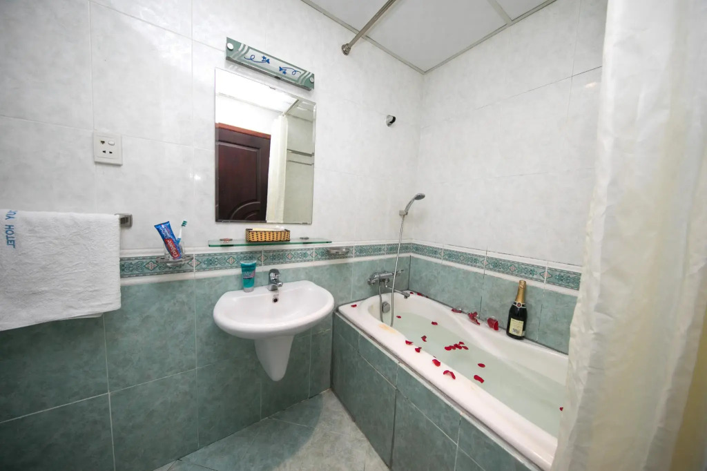 Anh Duy Hotel - Nguyễn Công Trứ The Bitexco Neighbour