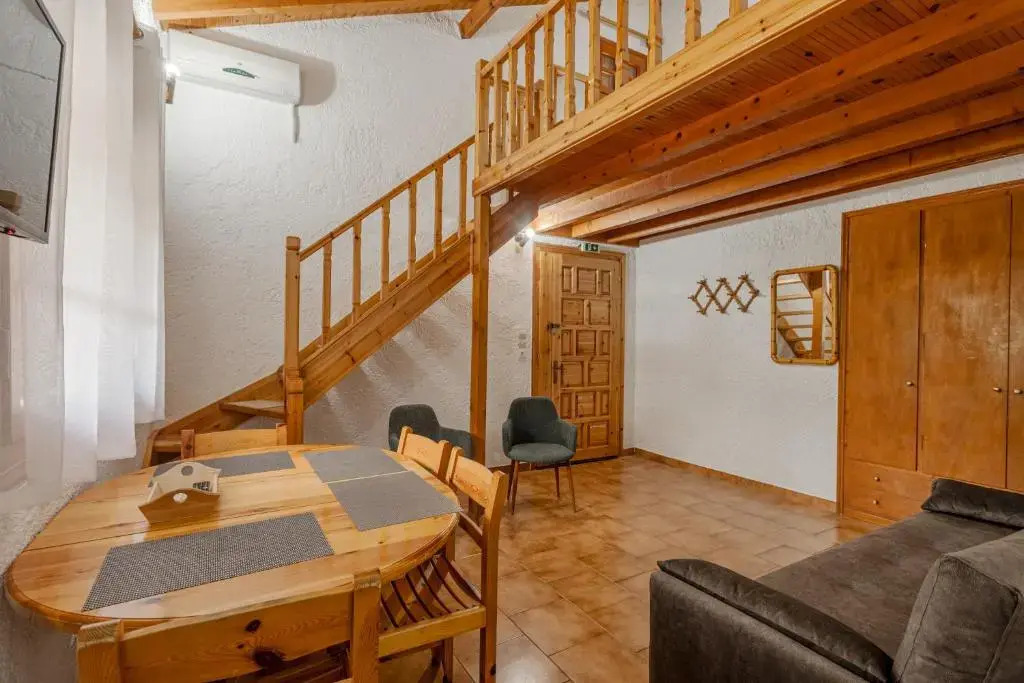 Sophia's maisonette 2