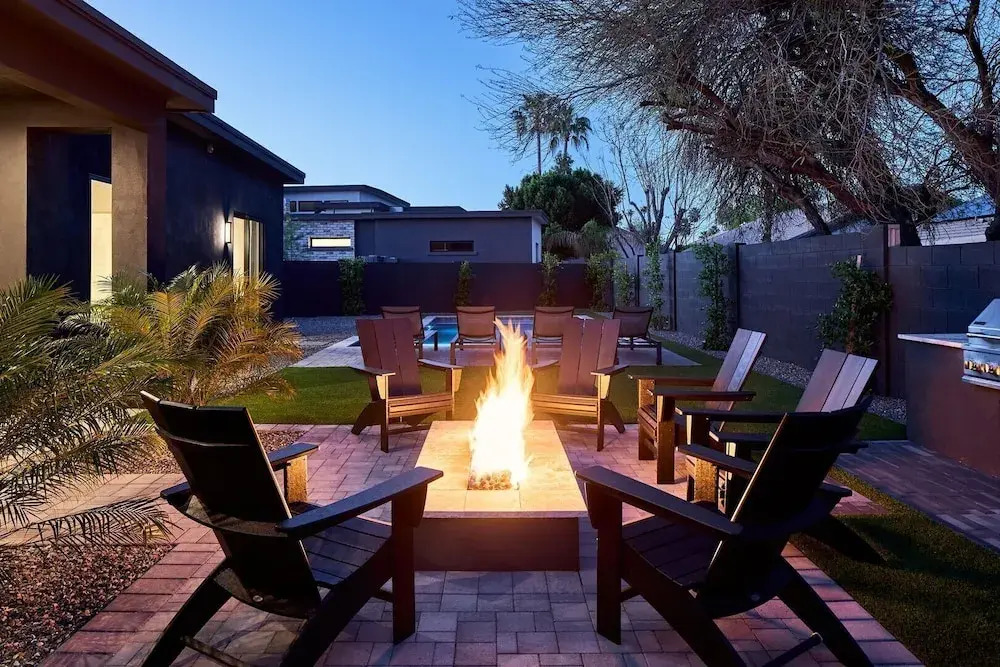 Luxe - Solstice Retreat - Heated Pools - 2 Homes