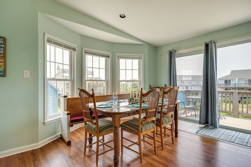Surf City Vacation Rental - Walk to Beach