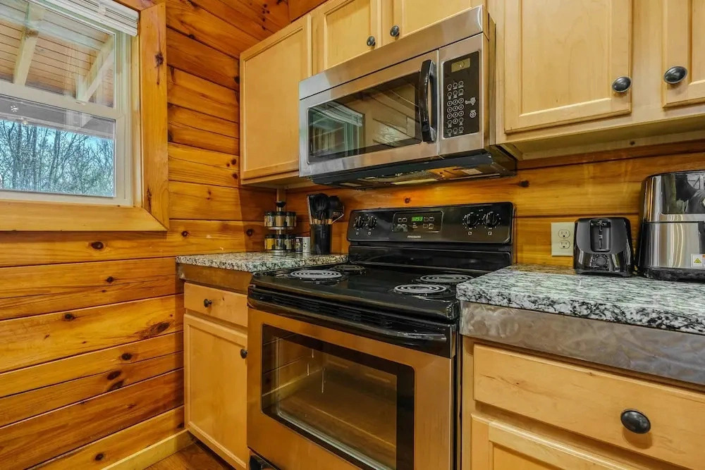 February Specials 3br-hot Tub-pet Friendly