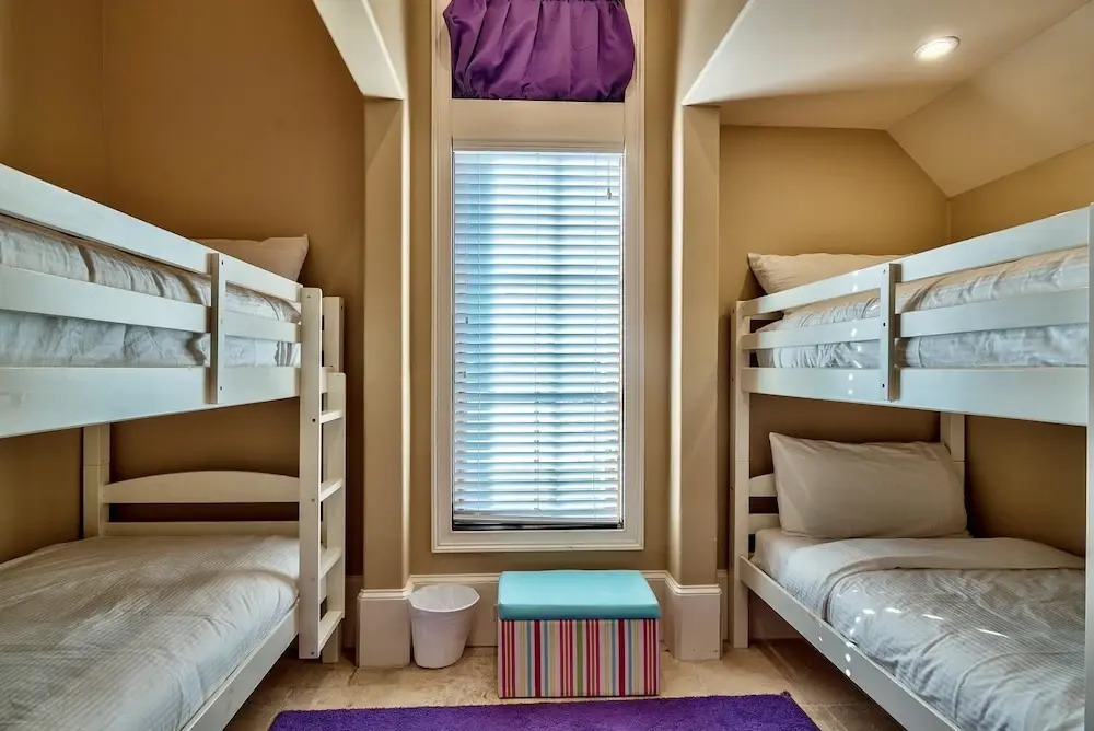 Casa Tuscany 6 Bedroom Holiday Home by Five Star Properties