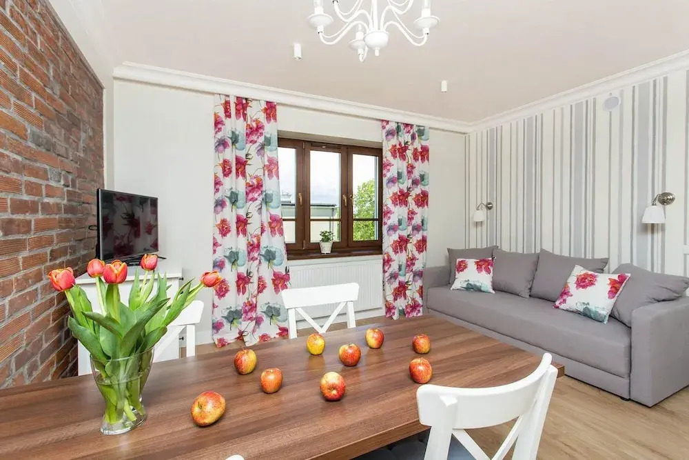 Villa Allegra Apartamenty z ogrodem i salą zabaw ,darmowy parking i leżaki, 5minut do morza