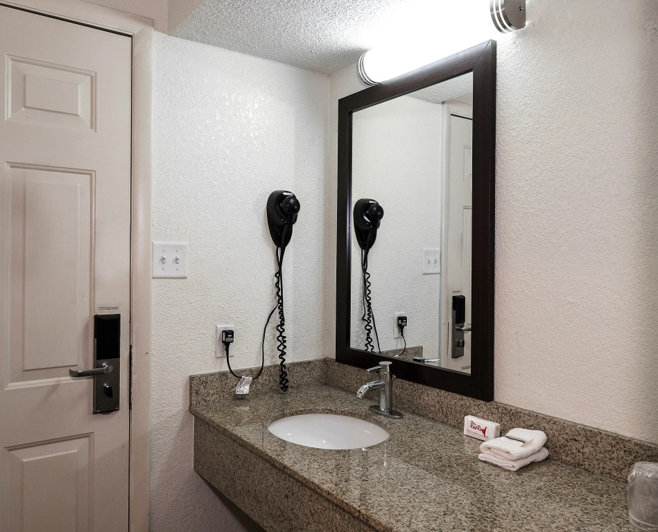 Red Roof Inn Lancaster
