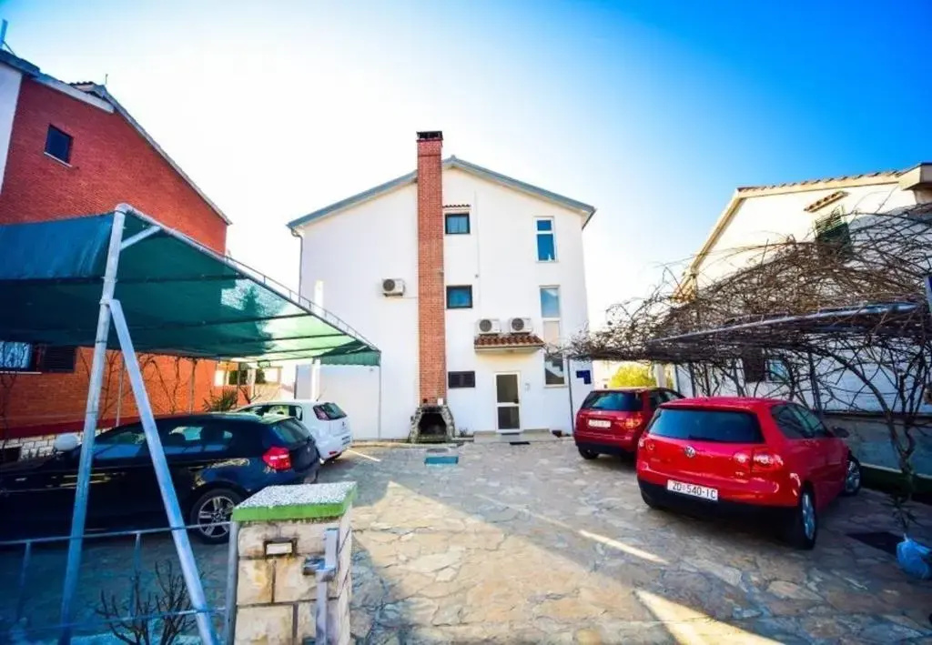 Apartments Ivan