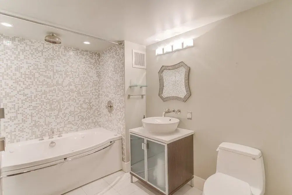 Spear Street Unit #122 - 2 Br Condo