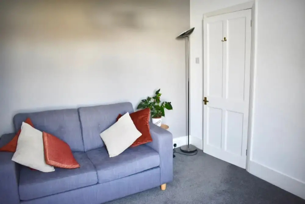 Bright 3 Bedroom House Near Queens Park