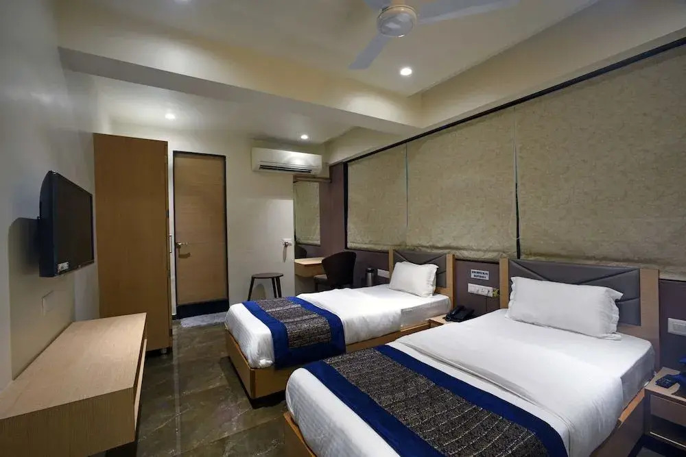 Hotel Middle Town